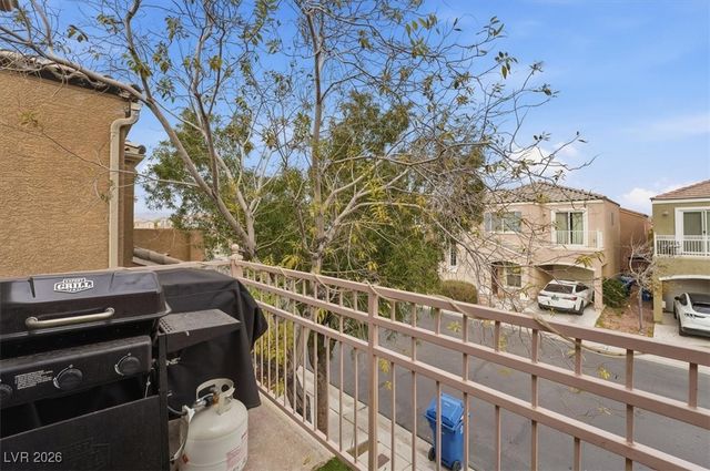 6255 Peneplain Avenue, Las Vegas, NV 89139