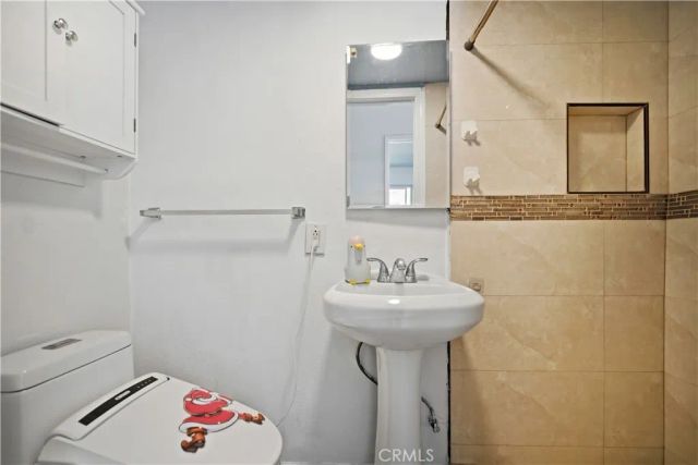 516 N Moore Ave A, Monterey Park, CA 91754