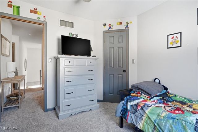 5315 Sycamore Hill Drive, New Middletown, OH 44442