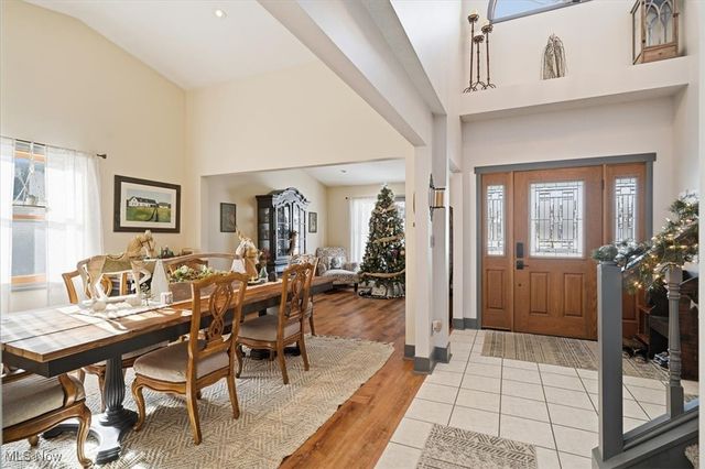 5315 Sycamore Hill Drive, New Middletown, OH 44442