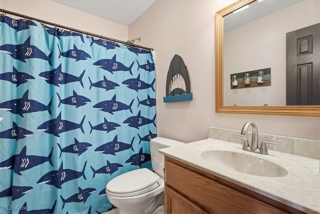 5315 Sycamore Hill Drive, New Middletown, OH 44442