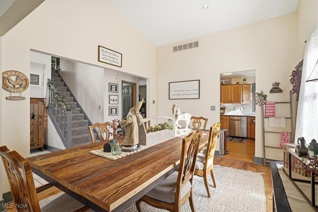 5315 Sycamore Hill Drive, New Middletown, OH 44442