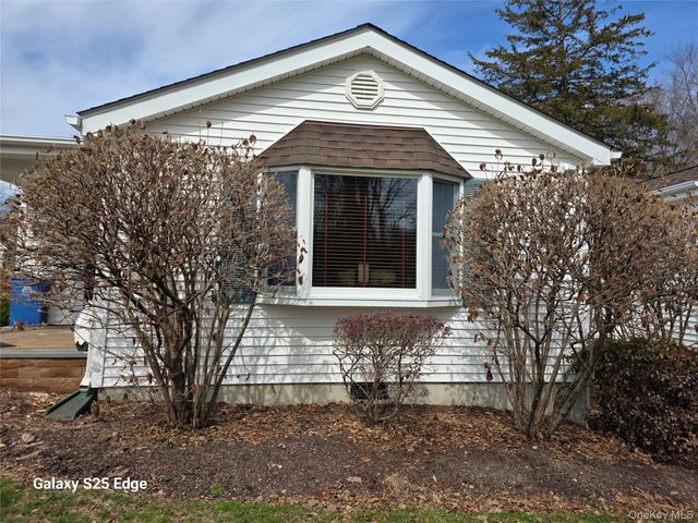 43 Lake Road, Hopewell Junction, NY 12533