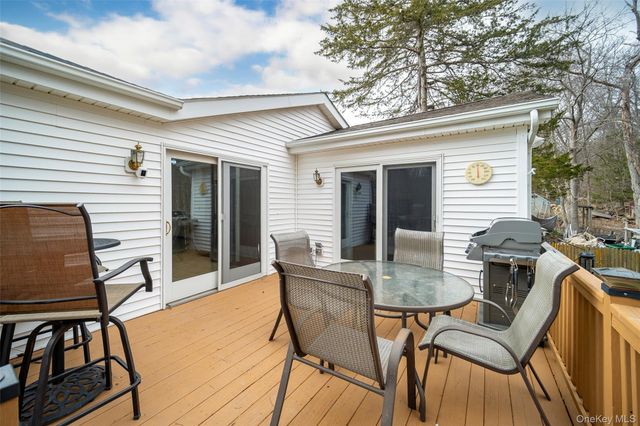 43 Lake Road, Hopewell Junction, NY 12533