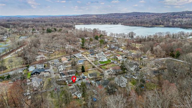 43 Lake Road, Hopewell Junction, NY 12533