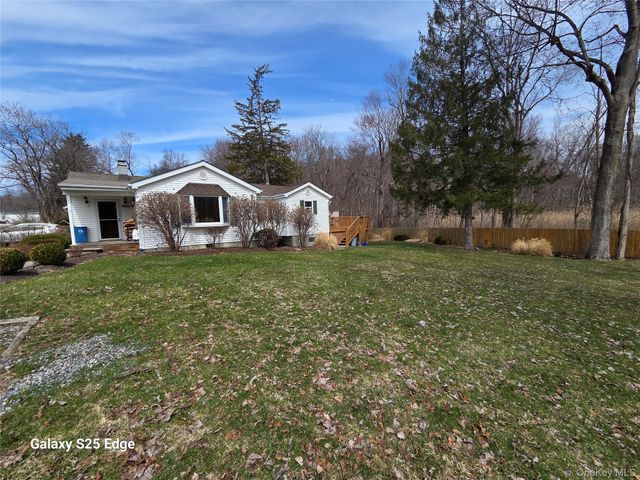 43 Lake Road, Hopewell Junction, NY 12533