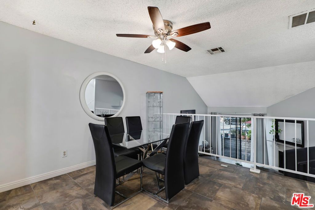 Image 9 of property listing at 14401 Plummer Street 6, Panorama City, CA 91402