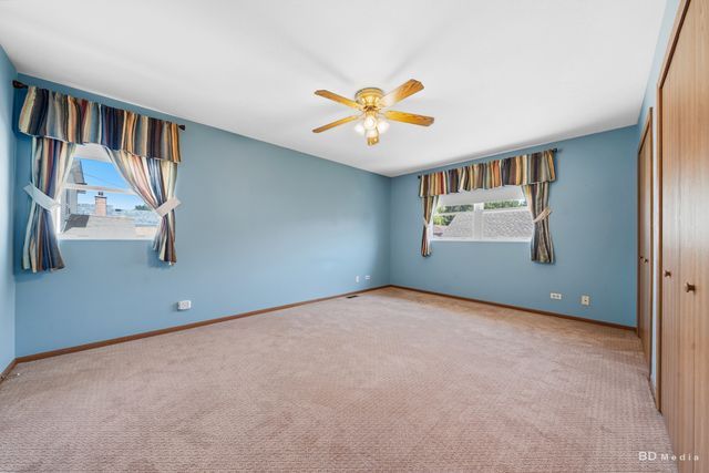 10325 S Whipple Street, Chicago, IL 60655