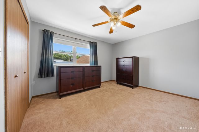 10325 S Whipple Street, Chicago, IL 60655