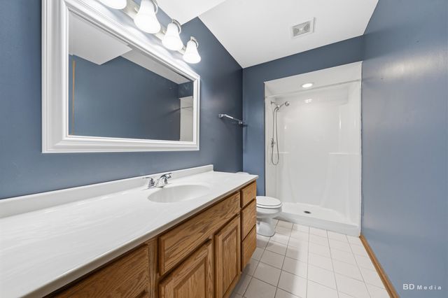 10325 S Whipple Street, Chicago, IL 60655