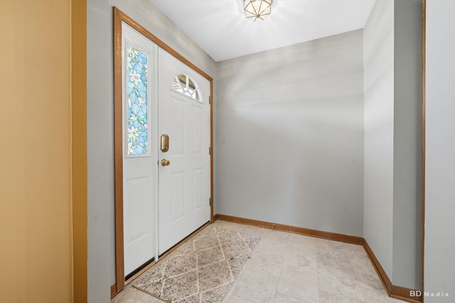 10325 S Whipple Street, Chicago, IL 60655