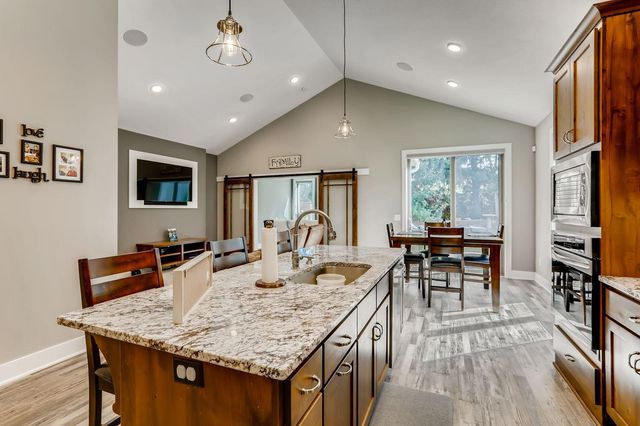 2060 125th Lane NW, Coon Rapids, MN 55448