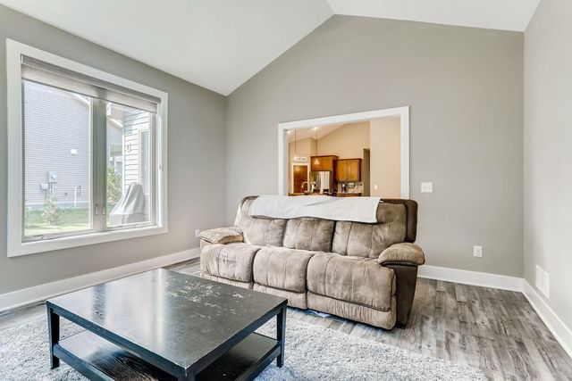 2060 125th Lane NW, Coon Rapids, MN 55448