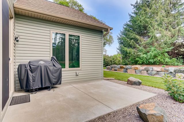2060 125th Lane NW, Coon Rapids, MN 55448