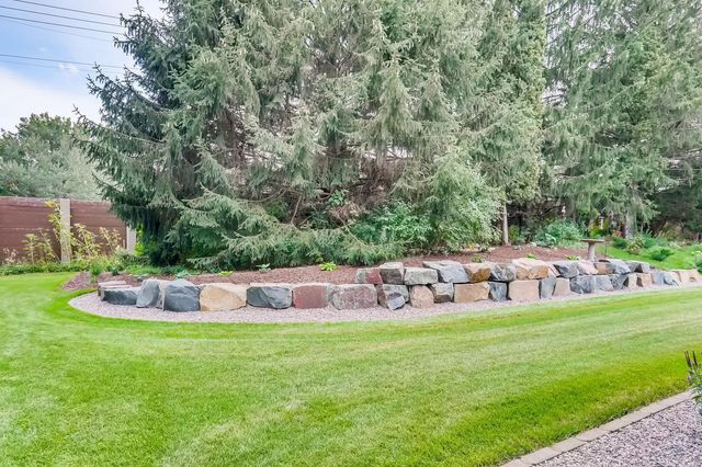 2060 125th Lane NW, Coon Rapids, MN 55448