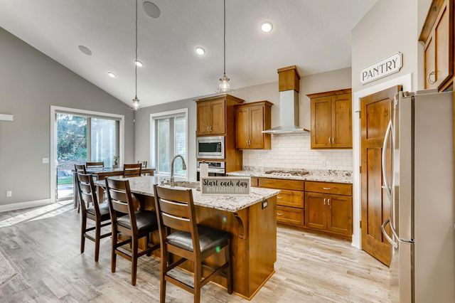 2060 125th Lane NW, Coon Rapids, MN 55448