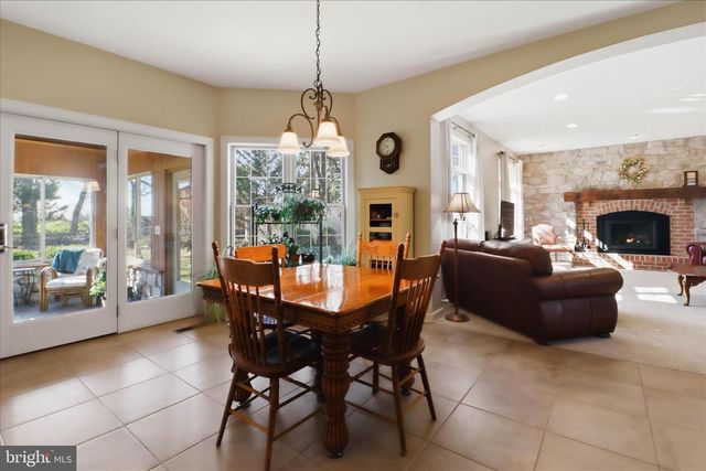 364 EVANS RD, Lititz, PA 17543