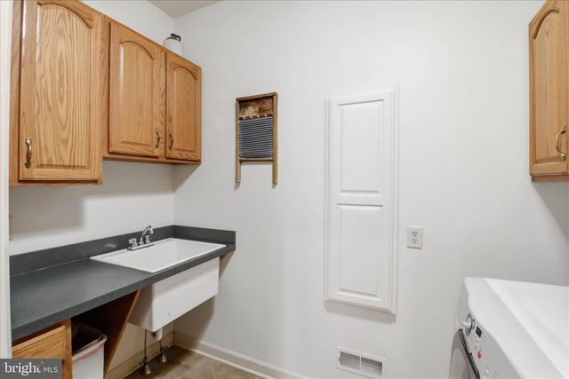 364 EVANS RD, Lititz, PA 17543