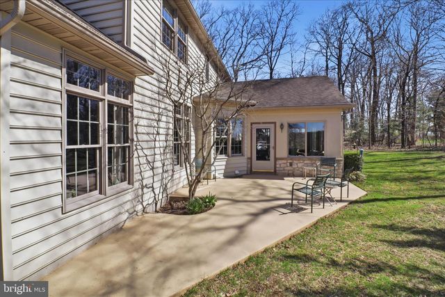 364 EVANS RD, Lititz, PA 17543