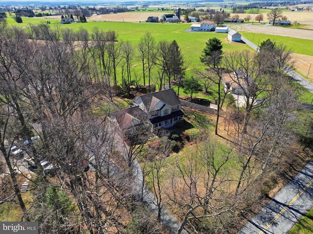 364 EVANS RD, Lititz, PA 17543