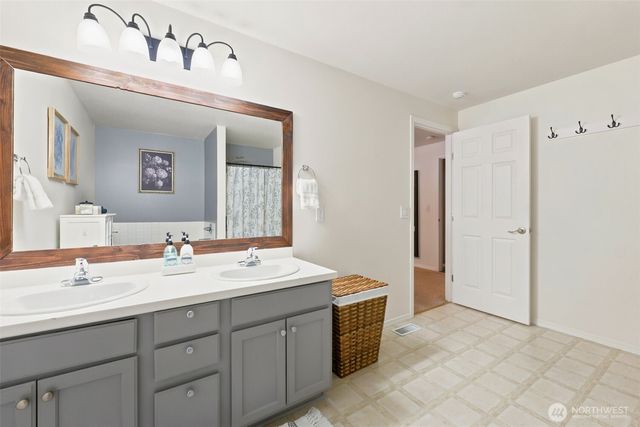 114 Madrona Drive NW, Gig Harbor, WA 98335