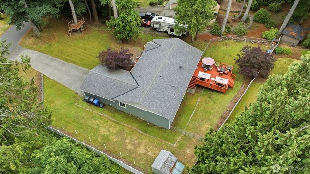 114 Madrona Drive NW, Gig Harbor, WA 98335