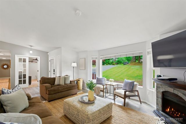 114 Madrona Drive NW, Gig Harbor, WA 98335