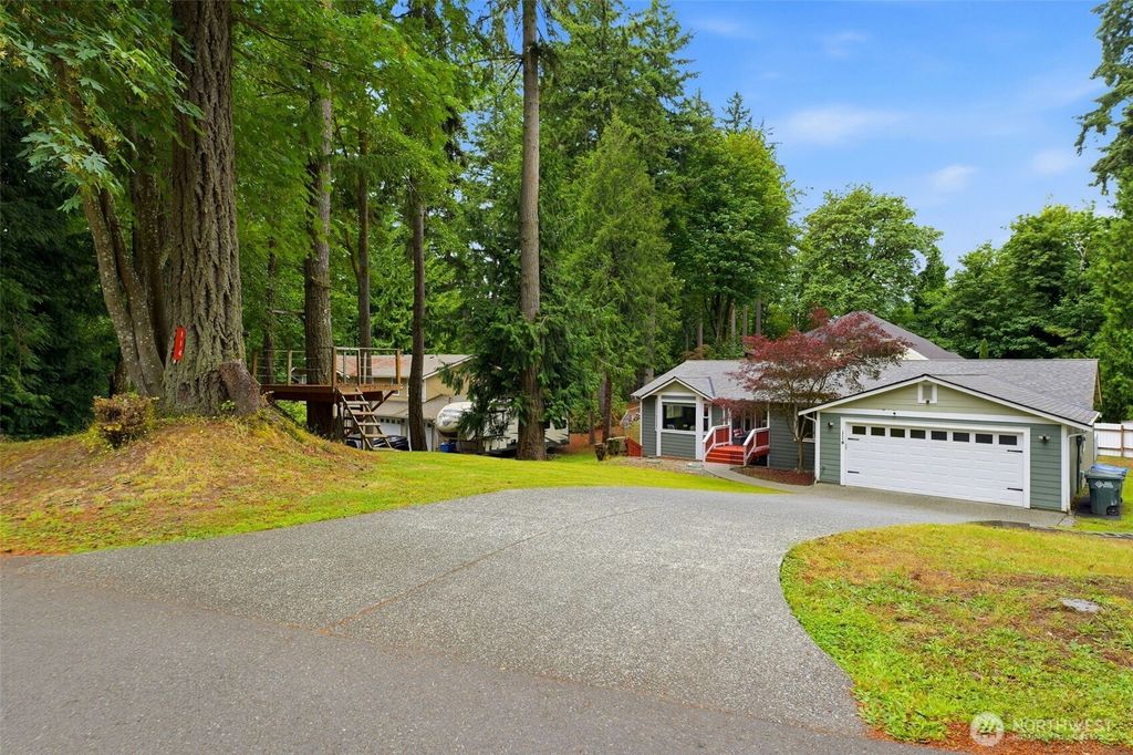 114 Madrona Drive NW, Gig Harbor, WA 98335
