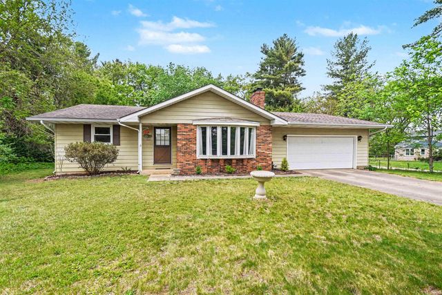 20861 Darden Road, South Bend, IN 46628