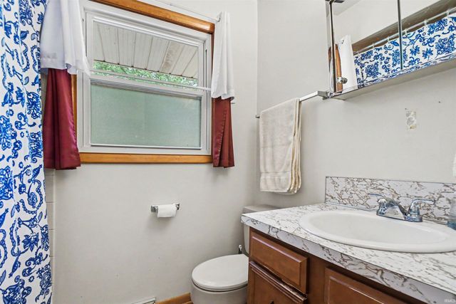 20861 Darden Road, South Bend, IN 46628
