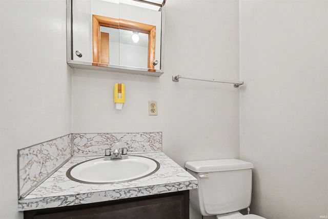 20861 Darden Road, South Bend, IN 46628