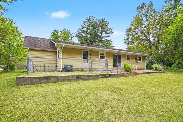 20861 Darden Road, South Bend, IN 46628