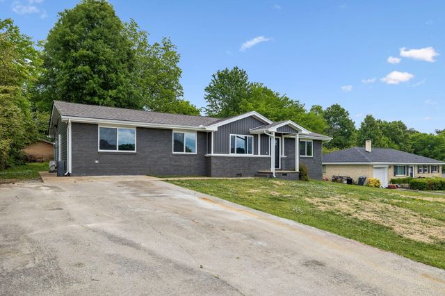 123 Artie Lane, Rossville, GA 30741