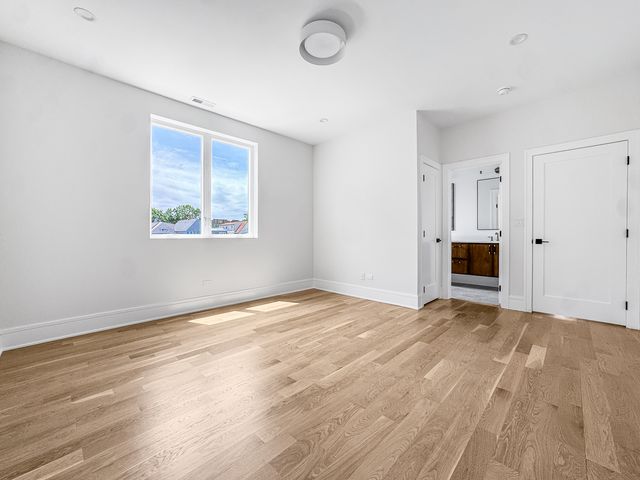 1728 N Sawyer Avenue Rear, Chicago, IL 60647