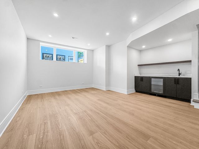 1728 N Sawyer Avenue Rear, Chicago, IL 60647