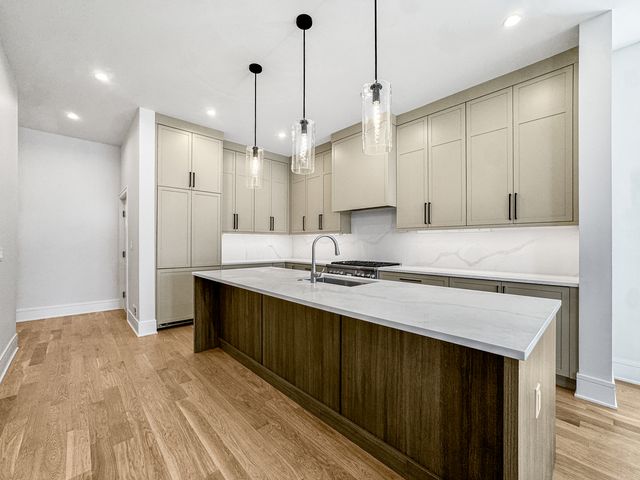 1728 N Sawyer Avenue Rear, Chicago, IL 60647