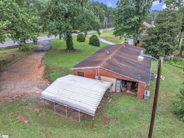 10774 Highway 11, Campobello, SC 29322