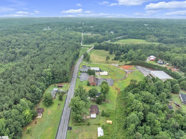 10774 Highway 11, Campobello, SC 29322