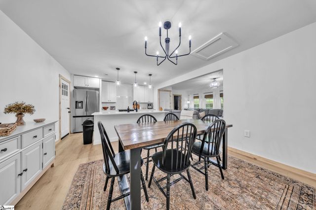10774 Highway 11, Campobello, SC 29322
