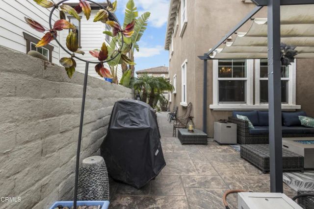 1423 Caspian Way, Oxnard, CA 93035