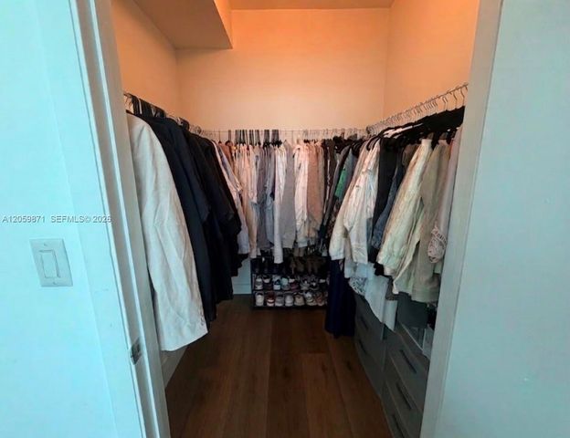 1900 N Bayshore Dr 1608, Miami, FL 33132