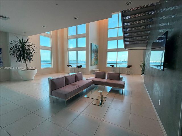 1900 N Bayshore Dr 1608, Miami, FL 33132