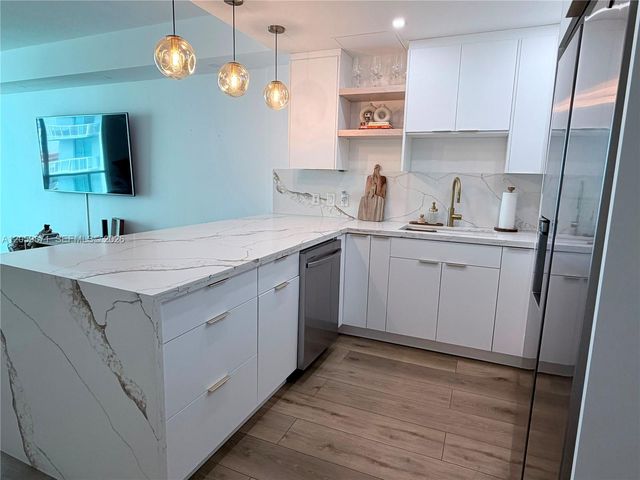 1900 N Bayshore Dr 1608, Miami, FL 33132