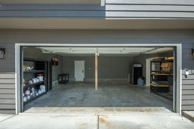 933 E Sharon Avenue, Burlington, WA 98233