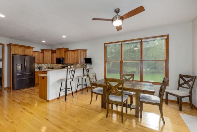 4006 SW Bluegrass Drive, Ankeny, IA 50023