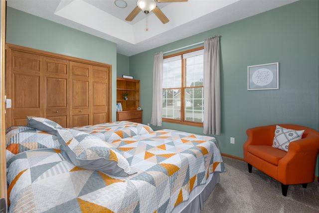 4006 SW Bluegrass Drive, Ankeny, IA 50023