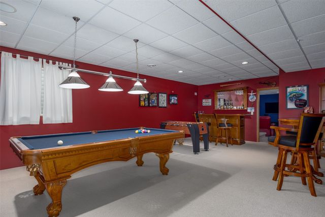 4006 SW Bluegrass Drive, Ankeny, IA 50023