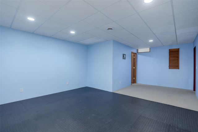 4006 SW Bluegrass Drive, Ankeny, IA 50023