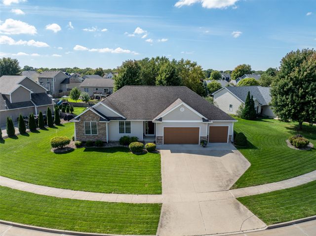 4006 SW Bluegrass Drive, Ankeny, IA 50023