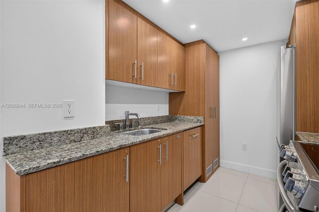 10275 Collins Ave 1521, Bal Harbour, FL 33154